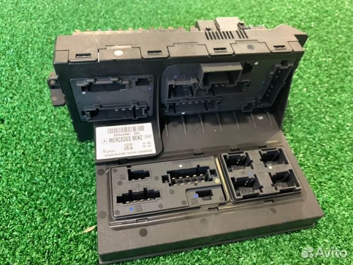 Блок предохранителей SAM передний Mercedes-Benz