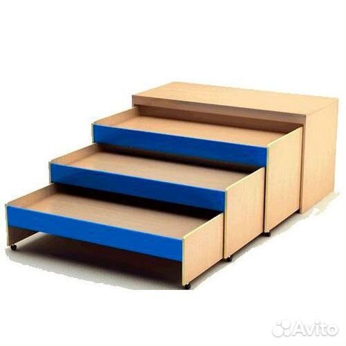 Кровать трехъярусная