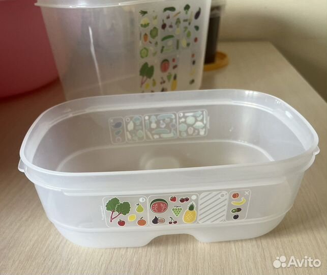 Контейнеры Tupperware