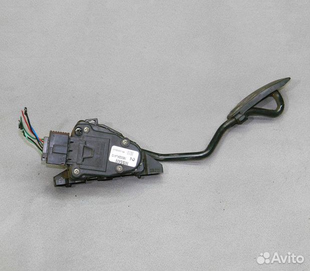 Педаль газа Nissan Almera N16
