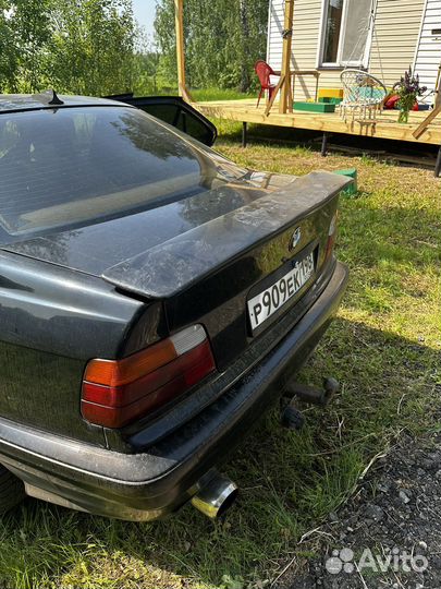 Спойлер на BMW e36