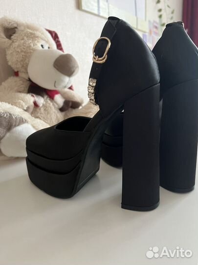 Туфли на платформе 37