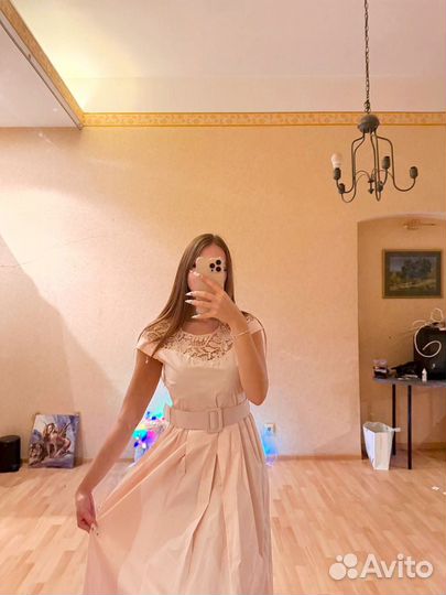 Платье женское