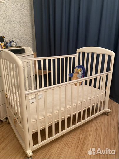 Детская кроватка