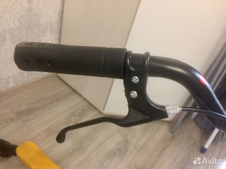 Инерционный трехколёсный самокат Fliker F3