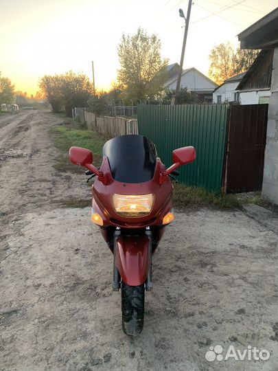 Kawasaki zzr 400-2