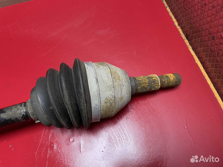 Полуось передняя правая 13191328 Opel Zafira B A05