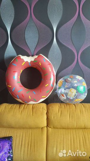 Надувной круг-пончик (детский), пляжный мяч