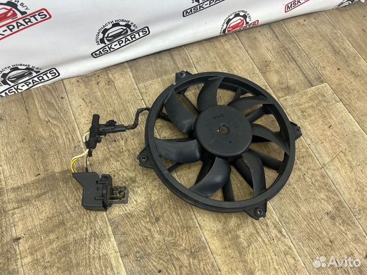 Вентилятор охлаждения радиатора Peugeot 308 T7