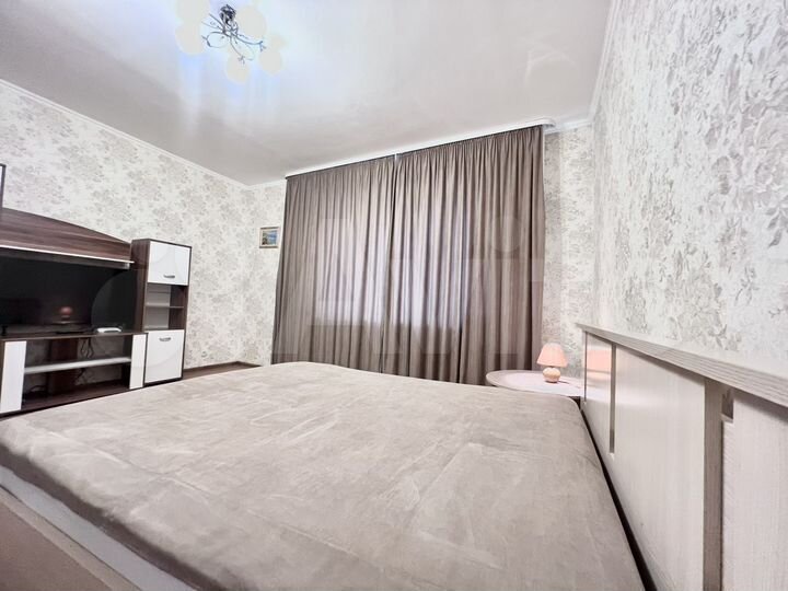 1-к. квартира, 60 м², 1/9 эт.