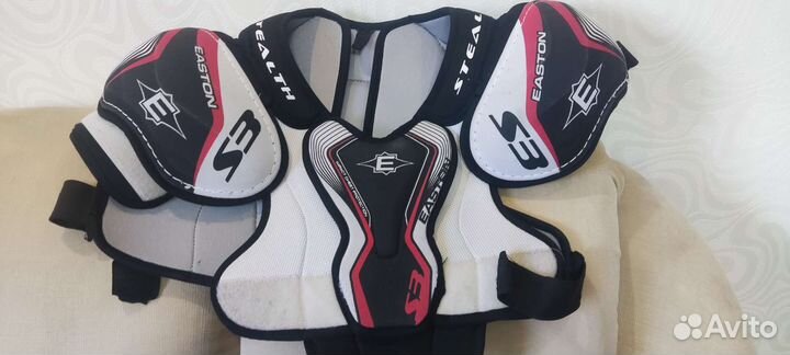 Нагрудник хоккейный