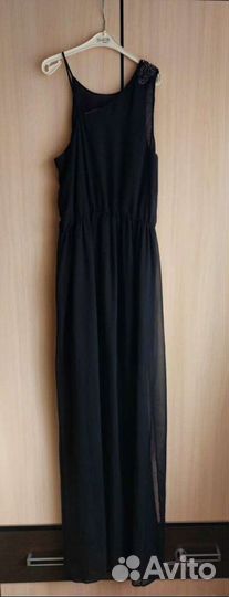 Платье Zara 44