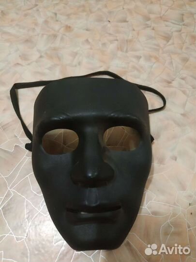 Маска карнавальная черная