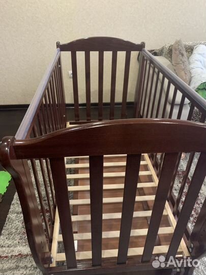 Кровать с маятником Лель