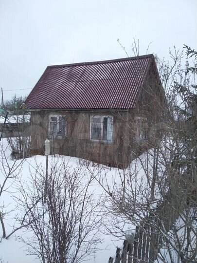 Дом 36 м² на участке 9,5 сот.