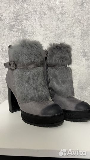 Ботильоны новые 39