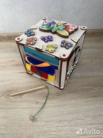 Бизиборд куб