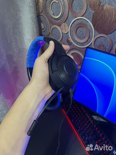 Игровые наушники razer