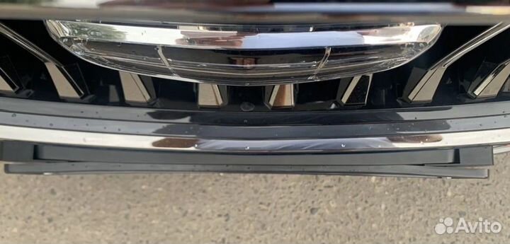 Передний адаптер под номерной знак Geely Monjaro