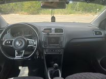 Volkswagen Polo 1.6 MT, 2019, 101 000 км, с пробегом, цена 1 565 000 руб.