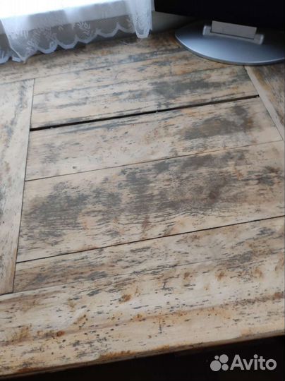 Стол антикварный старинный