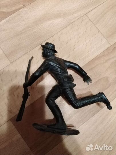 Модель солдатика