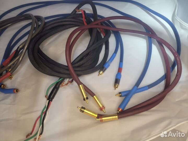 Комплекта аудиофильских кабелей для аудио