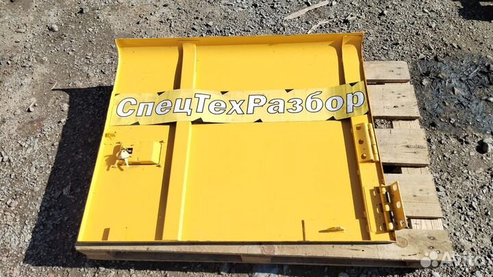 Дверь бокового отсека экскаватора Volvo EC220D