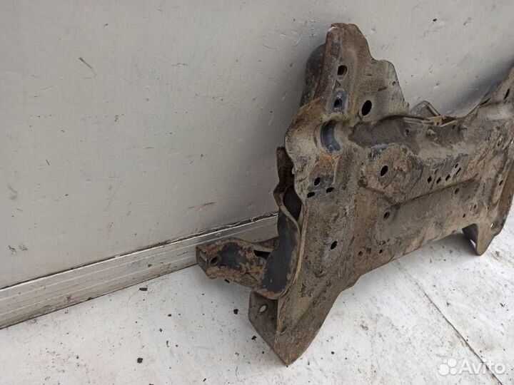 Балка подмоторная (подрамник)