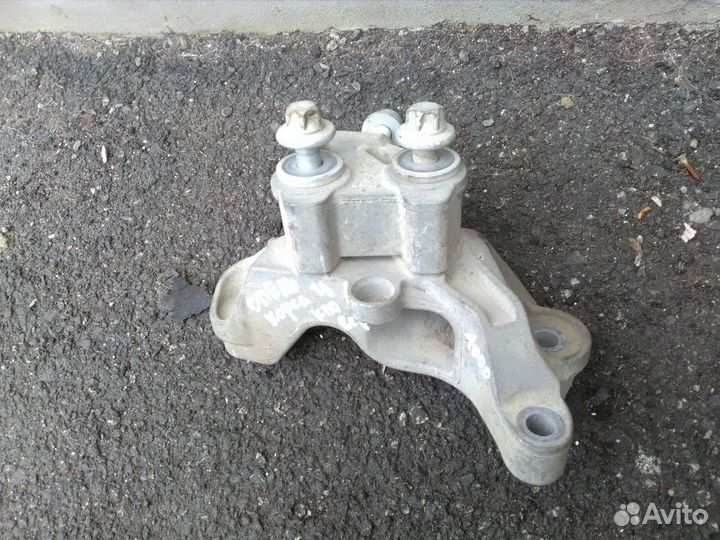 Кронштейн МКПП 1.2л Opel Corsa C Корса Ц Опель