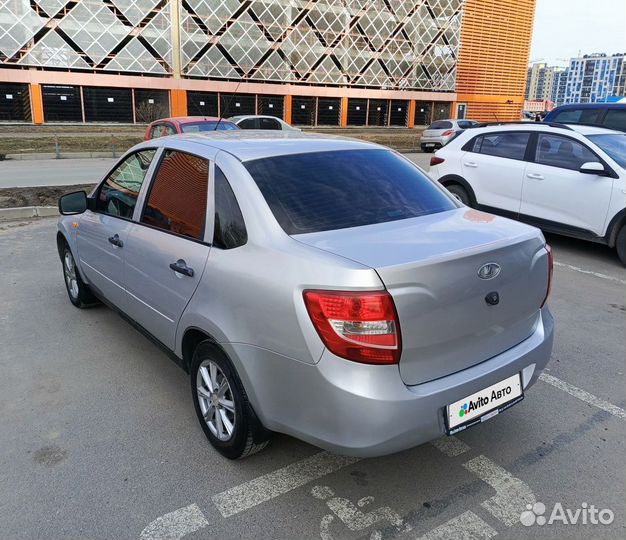 LADA Granta 1.6 AT, 2012, 115 142 км