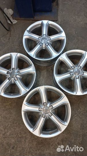 Audi a4 R17 (27) оригинал