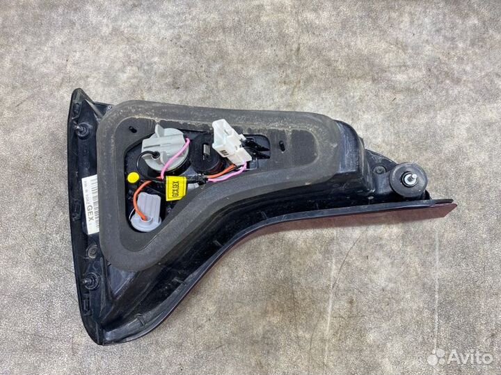 Фонарь задний правый Kia Sorento XM 2.4 G4KE аt