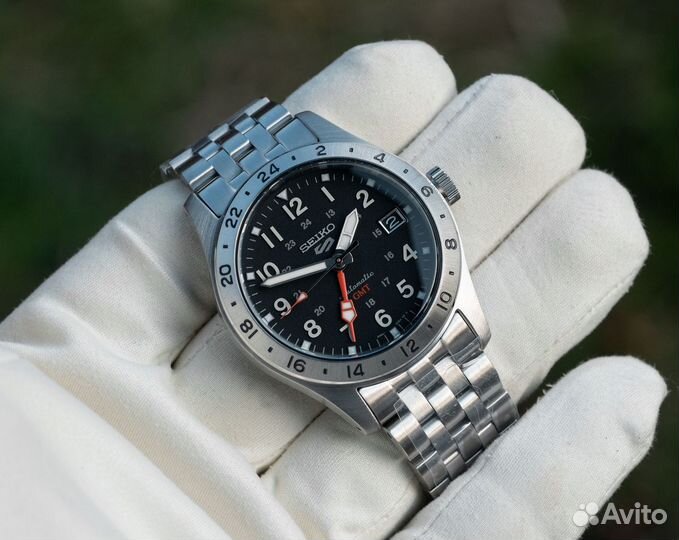 Seiko 5 Sports Field SSK023K1