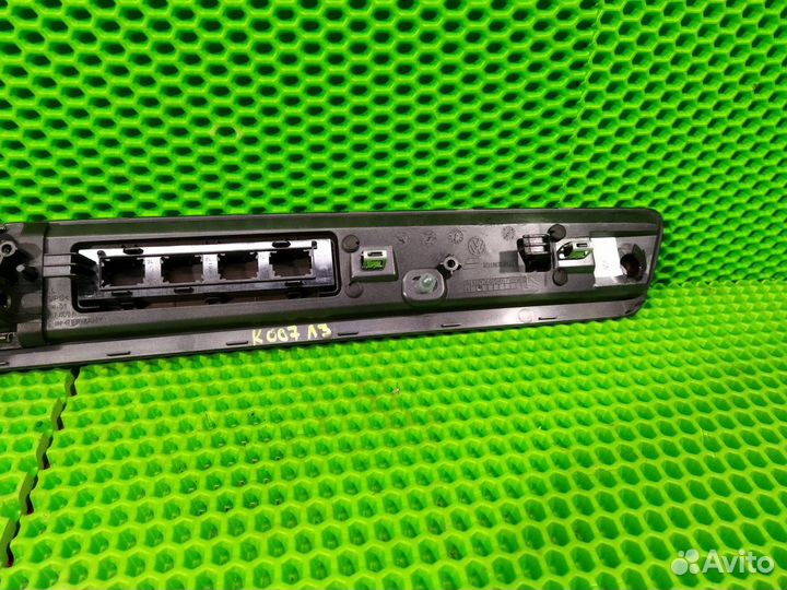 Ручка двери внутренняя задняя левая Volkswagen