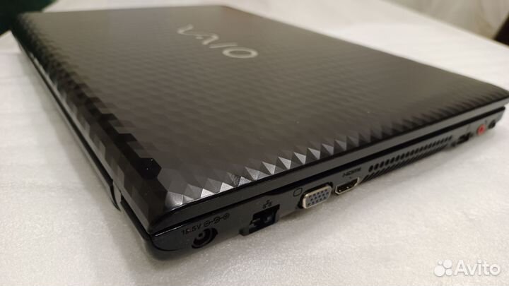 Ноутбук sony vaio PCG-71811V i7