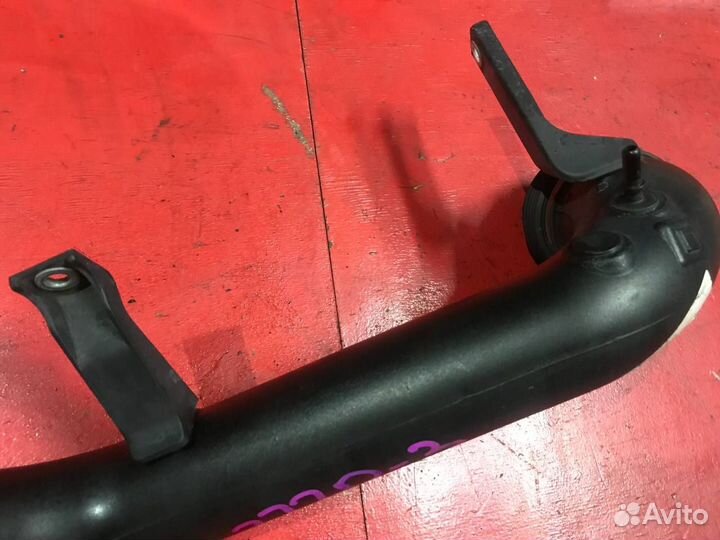 Патрубок интеркулера Volvo S80 2.5 B5254T10