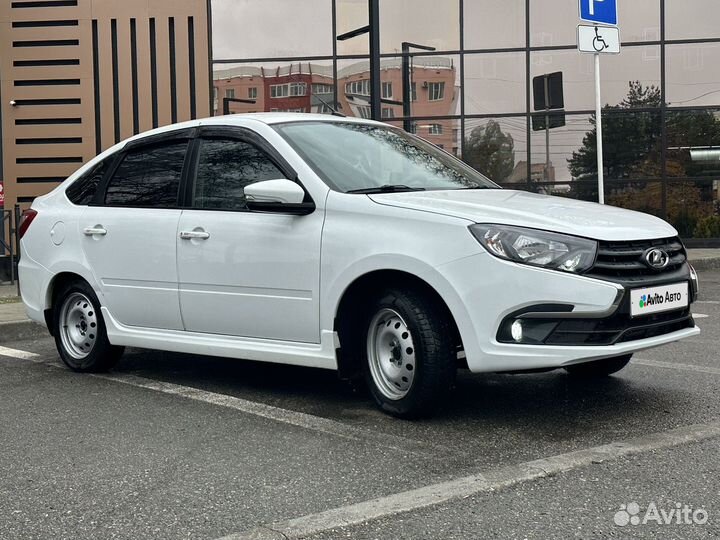 LADA Granta 1.6 МТ, 2023, битый, 75 286 км