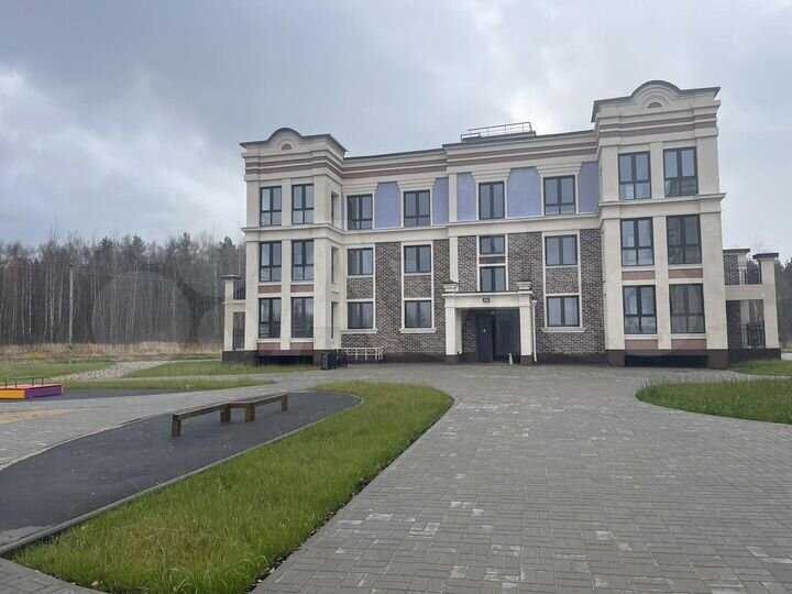 2-к. квартира, 60 м², 2/3 эт.