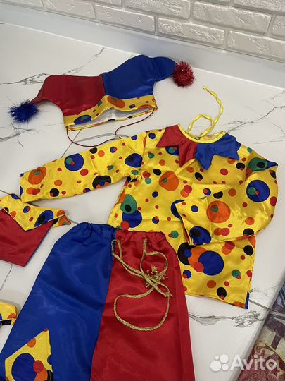 Карнавальный костюм скоморох-петрушка