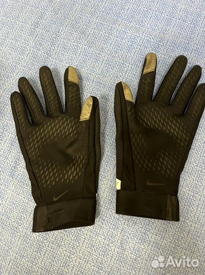 Перчатки nike