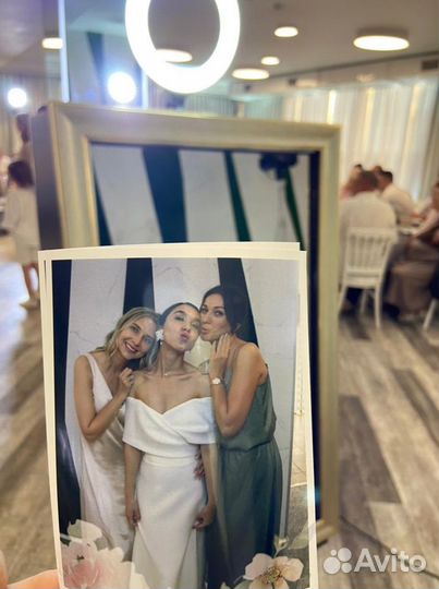 Селфи зеркало, моментальное фото