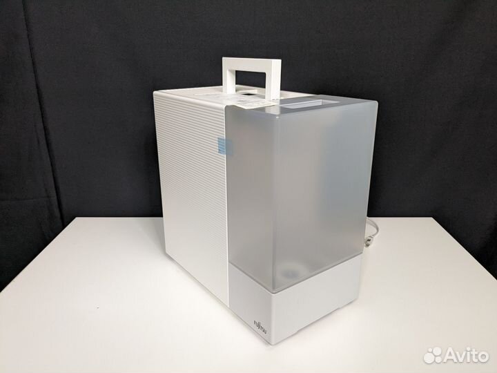 Увлажнитель воздуха Японского производства