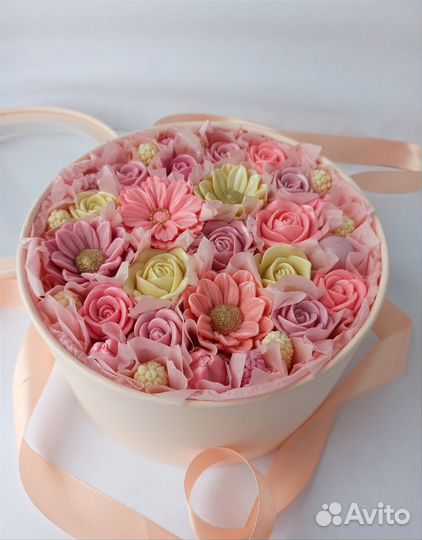 Букеты из шоколада и наборы к праздникам