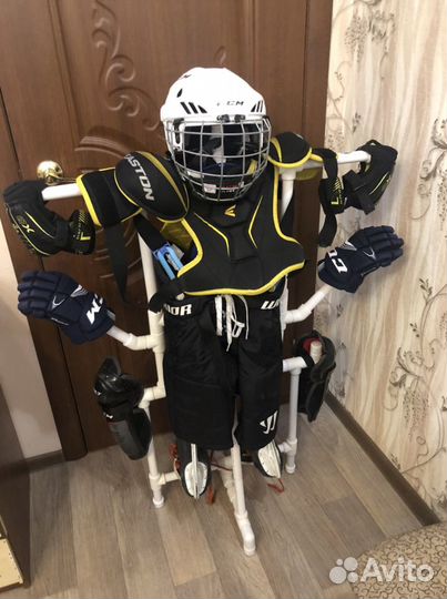 Вешалка-сушилка для хоккейной экипировки