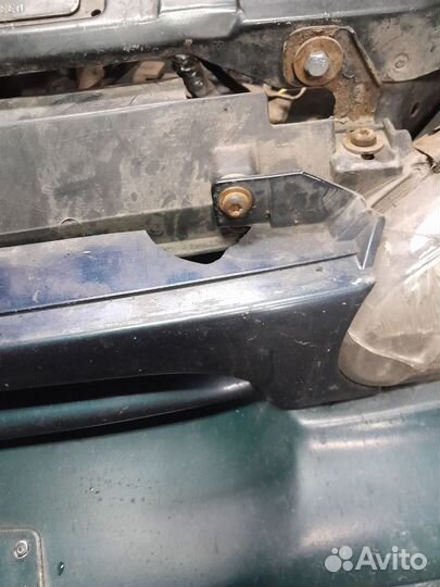 Решетка радиатора Ford Mondeo 1,Форд Мондео 1