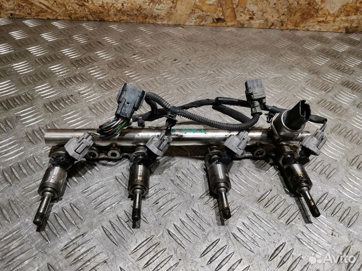 Топливная рампа (Рейка) Nissan Qashqai J11 HRA2