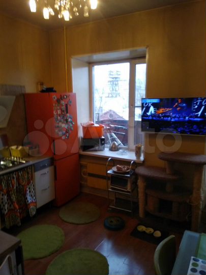 Комната 13 м² в 2-к., 4/5 эт.