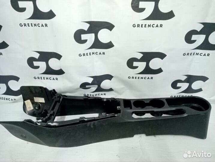 Центральная консоль Kia Rio, X-Line / 84611h0000