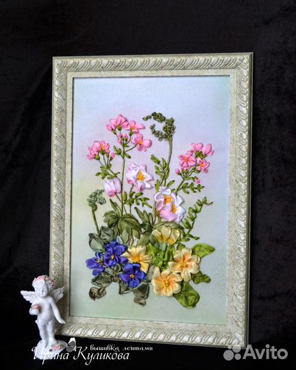 Картина вышитая лентами